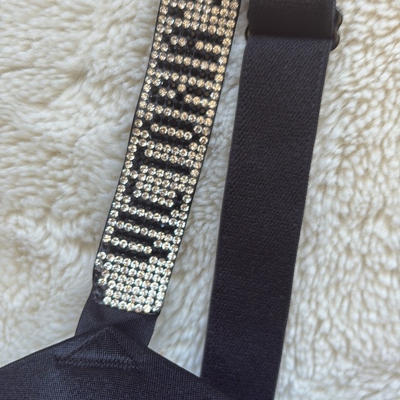 Victoria’s Secret Very Sexy Shine Strap Smooth Push-Up Bra 36DD - Picture 5 of 10